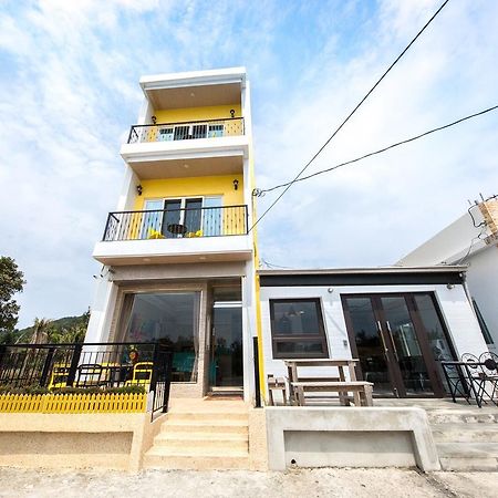 Tiffany Homestay Cape Eluanbi Екстер'єр фото