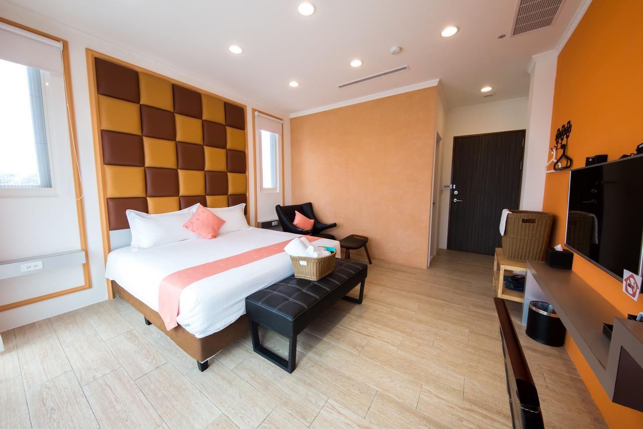 Tiffany Homestay Cape Eluanbi Екстер'єр фото