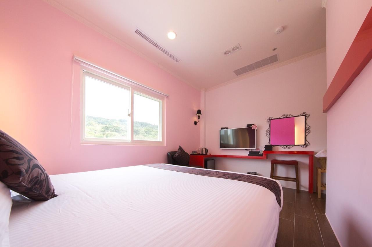 Tiffany Homestay Cape Eluanbi Екстер'єр фото